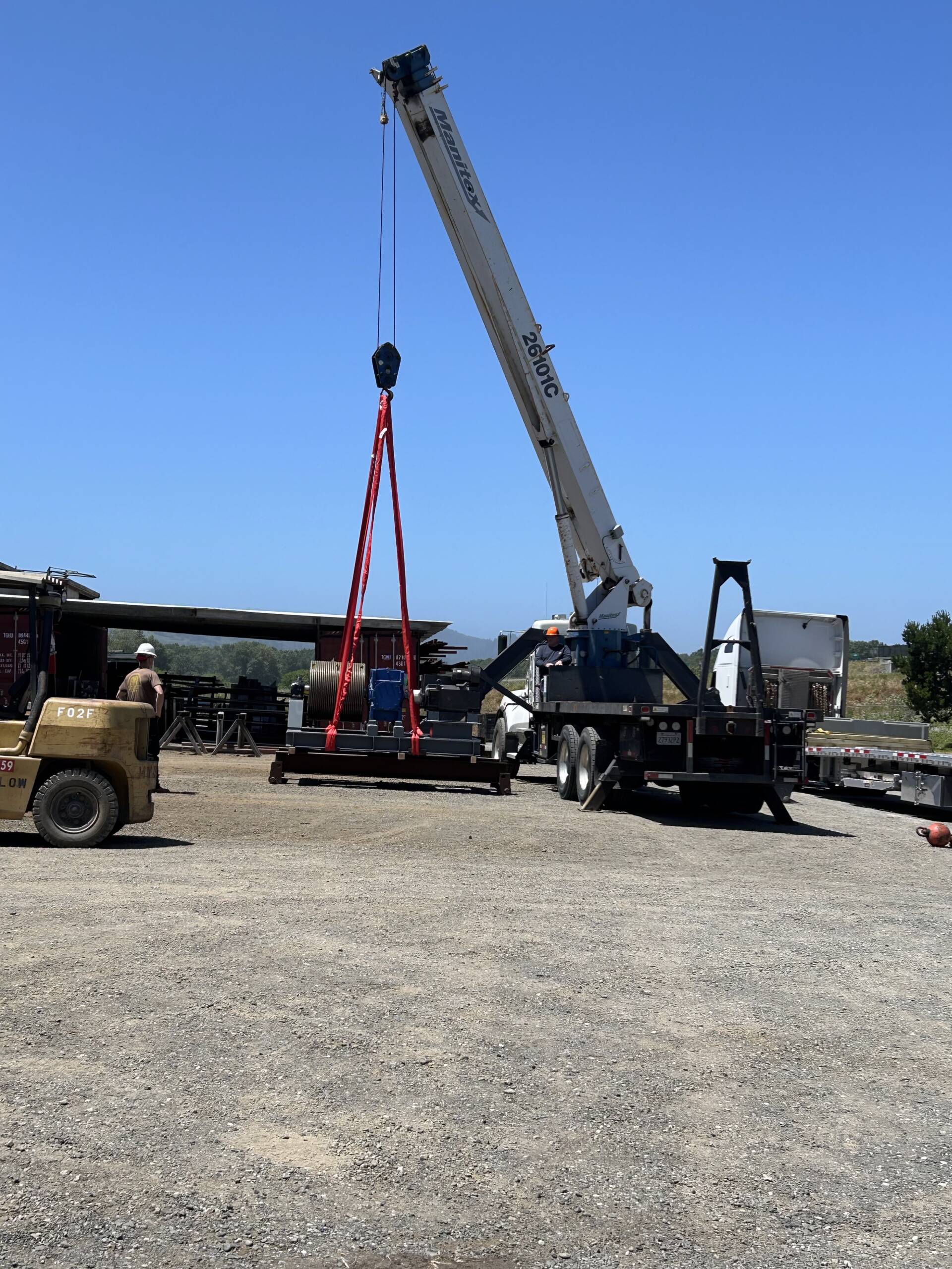 Boomtruck Lifting